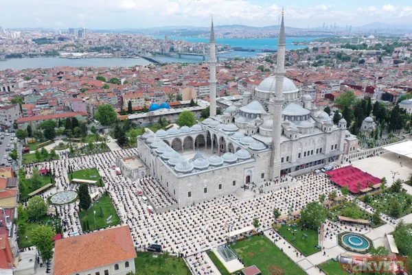 Koronavirüs sonrası ilk cuma namazı! Türkiye'nin dört bir yanından görüntüler geldi - 43