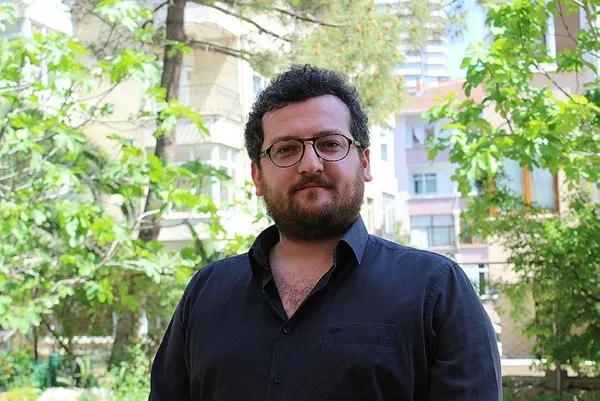 Türkiye pandemi nedeniyle 17 günlük kapanmaya gitti. Ama kumarhaneler, alışkanlıklarından vazgeçmedi-2