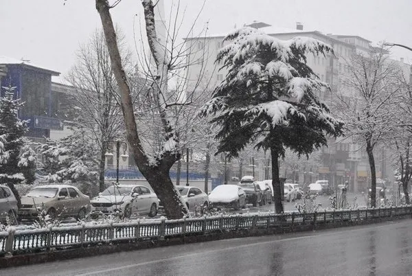 Bursa’da okullar tatil mi? 21 Aralık Salı Bursa'da yarın okullar tatil mi olacak? Bursa Valiliği kar tatili açıklaması!-3