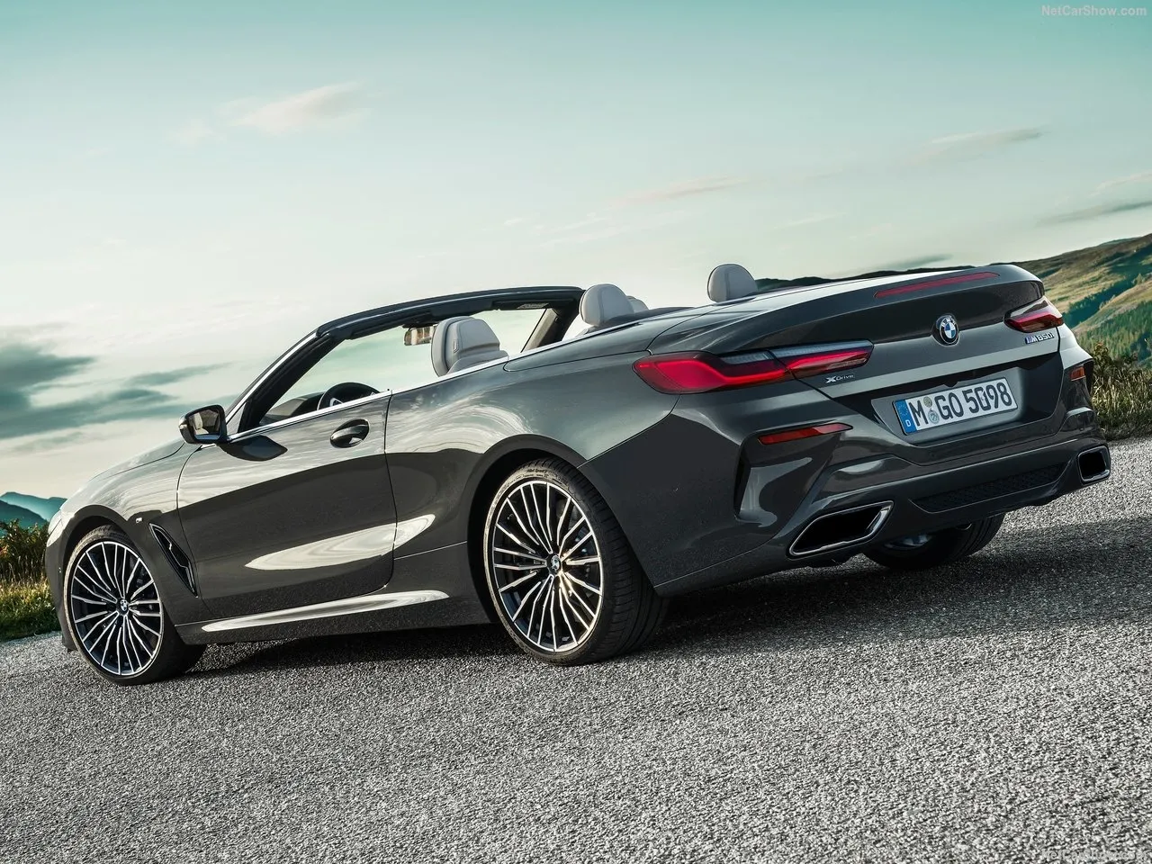 BMW 8-Series Convertible'ın özellikleri nelerdir? İşte 2019 BMW 8-Series Convertible - 1