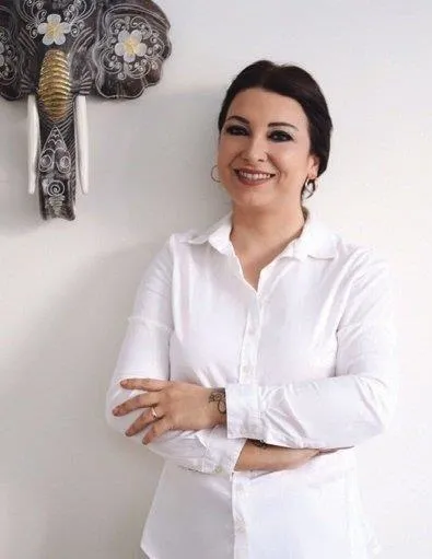 Yasemin Özilhan gibi birçok sosyetik kırışıklıklarla 200 TL'ye savaşıyor: Yumurta yağından krem mucizesi-10