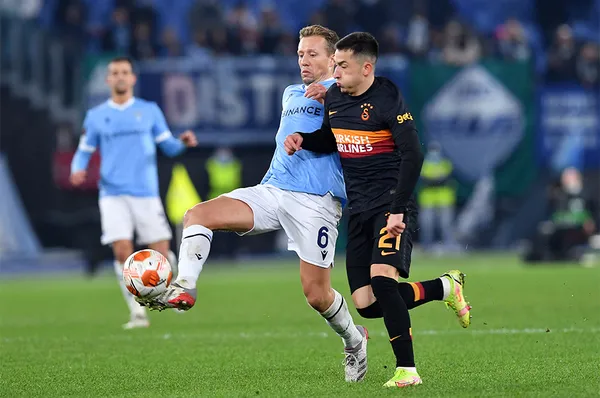 lazio-0-galatasaray-0-i-mac-sonucu-1639088033617.jpg Lazio 0 - Galatasaray 0 I Aslan grubu lider tamamladı-3