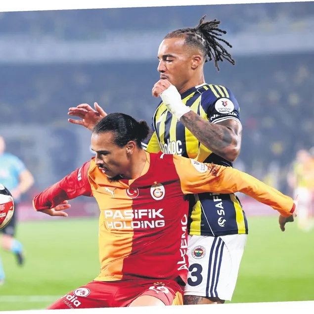 Aslan salladı Fener yıkılmadı