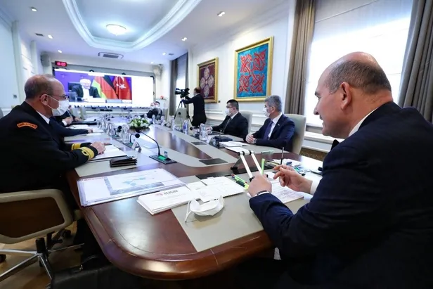 icisleri-bakani-suleyman-soylu-almanya-icisleri-bakani-horst-seehofer-ile-gorustu-1616855662158.jpeg İçişleri Bakanı Süleyman Soylu, Almanya İçişleri Bakanı Horst Seehofer ile görüştü-2