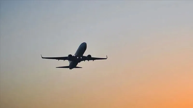 İsrail'den misilleme! İran açıkladı 3 drone düşürüldü: Kapatılan hava sahası yeniden açıldı! Reisi'den ilk mesaj: Karşı saldırı gelecek mi?-4