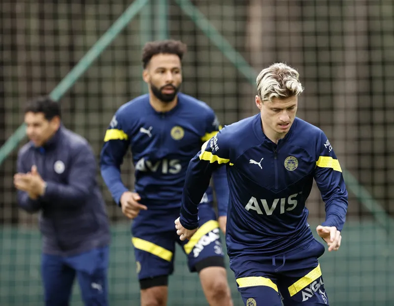 Süper Lig'in golcüsü Fenerbahçe'ye! Resmi teklif yapıldı - 1