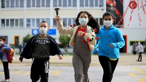 MEB takvimine göre Nisan ara tatili hangi tarihte yapılacak? 2. dönem ara tatil ne zaman 2022? Okulların kapanacağı tarih…-4