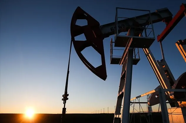 Petrol fiyatları 3 ayın zirvesini test etti!