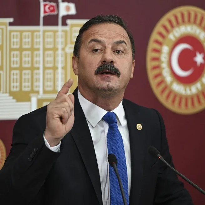 İYİ Partili Yavuz Ağıralioğlunun HDPKK-CHP çıkışı Turgay Cinerin Habertürkünde rahatsızlık yarattı