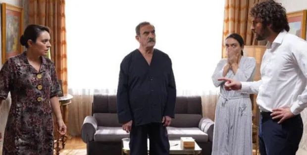 Masumlar Apartmanı'ndaki ölüm haberini dizinin Safiye'si Ezgi Mola bizzat duyurdu! Ezgi Mola açıkladı kara haber tez yayıldı-5