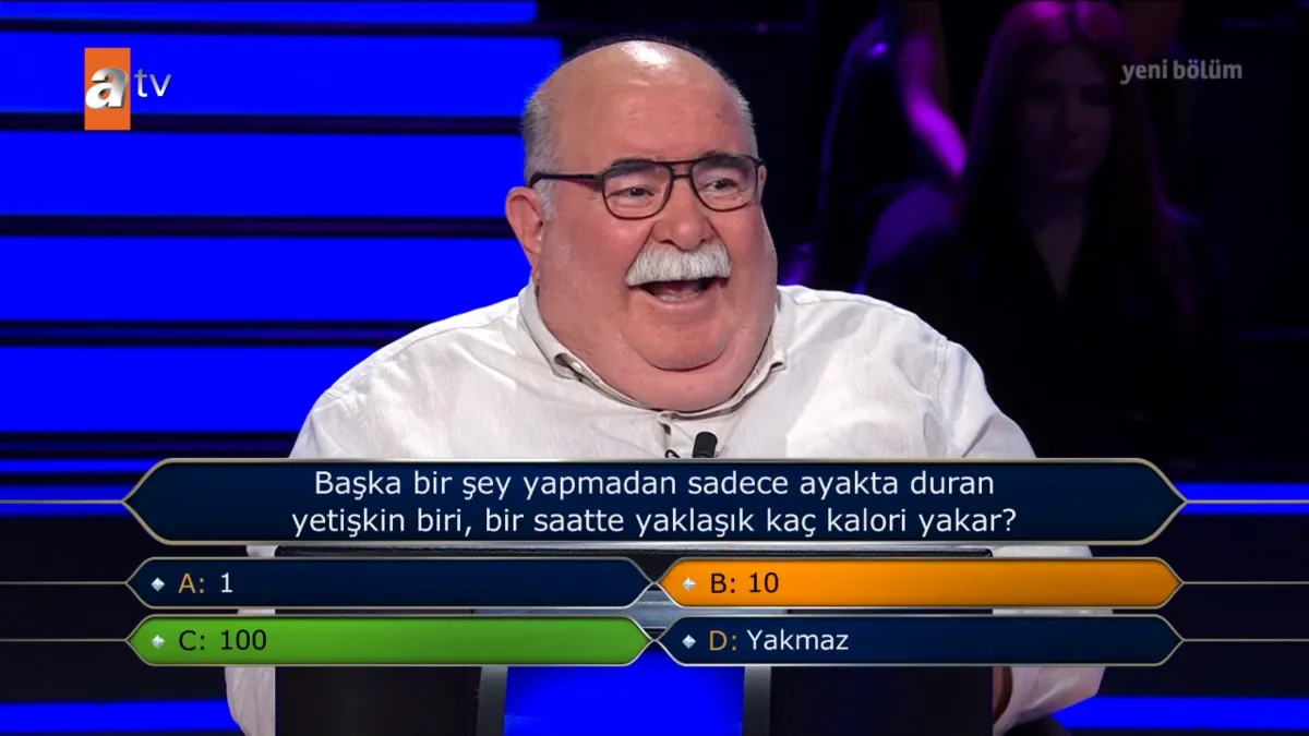 milyoner-yarismacisi-okudugu-dortlukle-seyircilerden-buyuk-alkis-aldi-1787517924722.png İçindeki genci susturamayan milyoner yarışmacısının tebessüm ettiren şiiri seyircilerden büyük alkış aldı-2