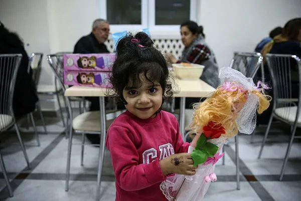 ermenistanin-fuze-saldirisinda-evleri-yikilan-genceli-turkleruniversiteyurdunda-kaliyor-1603302304186.jpg Ermenistan'ın füze saldırısında evleri yıkılan Genceli Türkler, üniversite yurdunda kalıyor-7