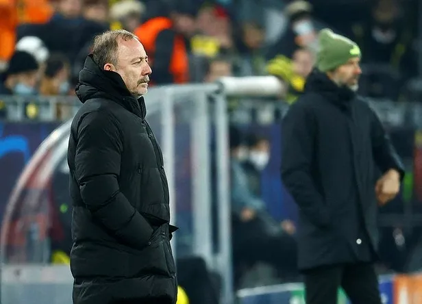 Sergen Yalçın, 5-0’lık Dortmund yenilgisi sonrası aldığı kararı yardımcılarına açıkladı: Artık yapamıyorum gidiyorum-3