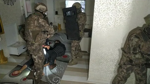 SON DAKİKA: Bursa'da 600 polisle zehir tacirlerine şafak baskını-3