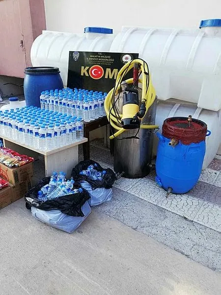 Son dakika: Malatya'da sahte içki operasyonu: 2 ton ele geçirildi-1