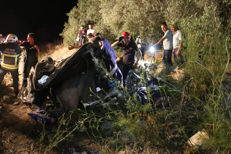 Son dakika: Aydın'da otomobil tırla çarpıştı: 2 ölü, 2 yaralı - 3