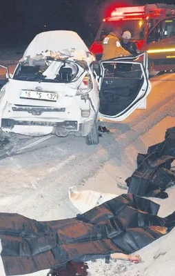 Asırı hız ve alkol: 4 ölü