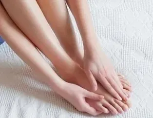 Fazla kilo ayaklara vurur