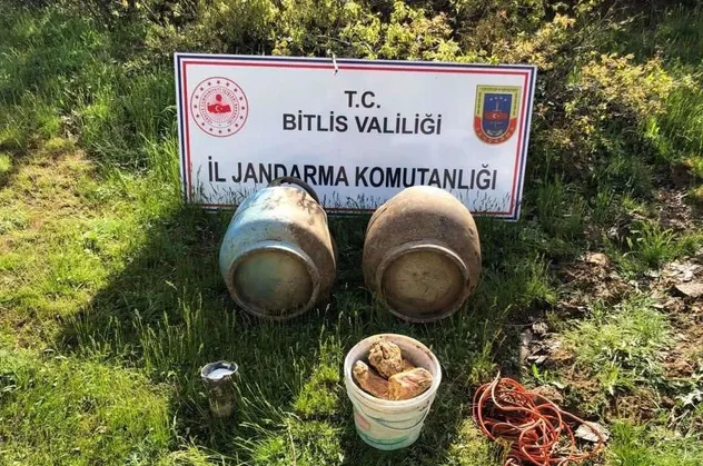 Bitlis'te teröre darbe: Çok sayıda patlayıcı mühimmat ele geçirildi!