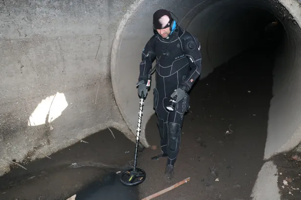 HDP'nin Nevruz etkinliğinde teröristbaşı Öcalan posterleri!-3