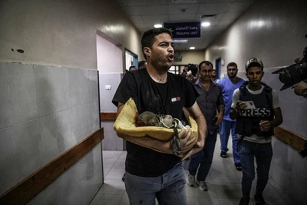 CANLI TAKİP | Gazze'de insanlık ölüyor! Süre bitti bombardıman başladı... İşgalci İsrail katliam yapıyor!-14
