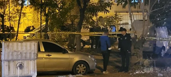 1668149098949.jpeg Ankara'daki vahşette yeni gelişme! Tüm giriş çıkışlar kapatıldı! Elleri ve ayakları bağlı dolaptan çıktı-6