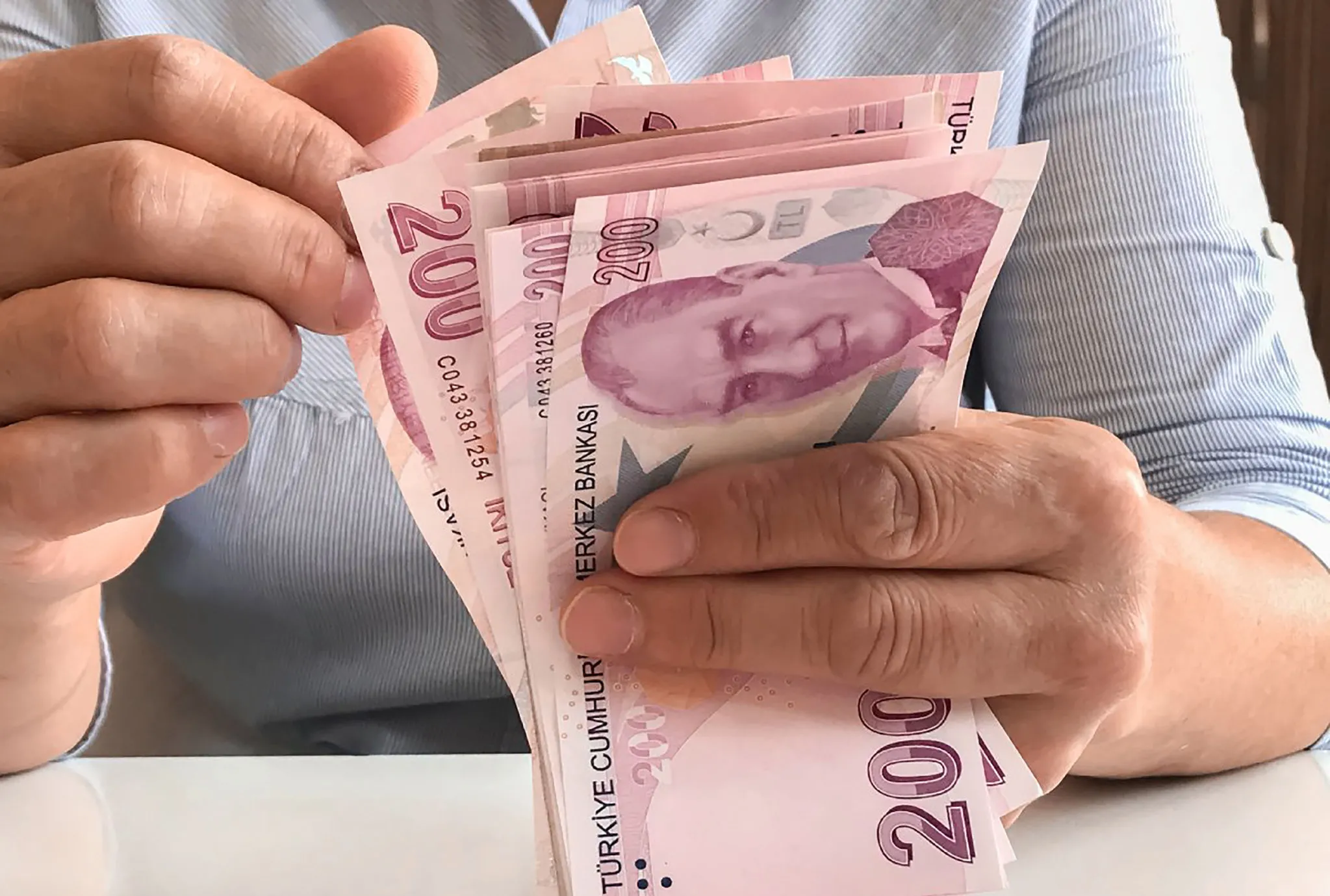 Önce tütün sonra alkol