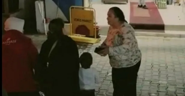 Çocuklarının gözü önünde eşini bıçakladı