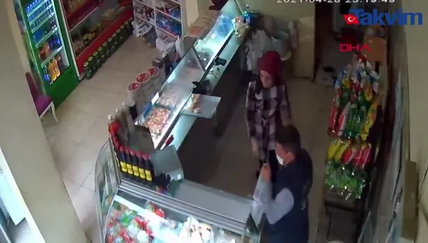 SON DAKİKA: Cinayet anı kamerada: Av tüfeğiyle ateş etti! İşte dehşet anları...
