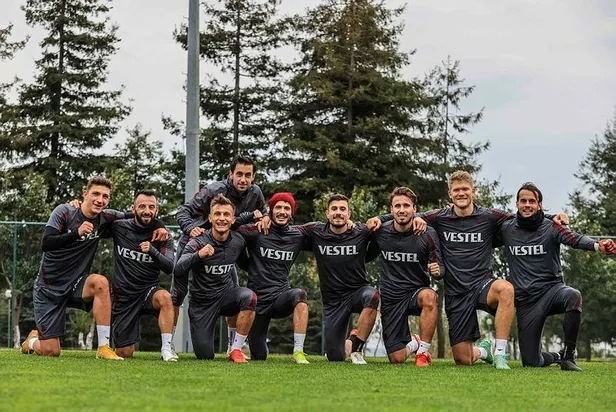 trabzonsporun-basarili-teknik-direktoru-abdullah-avcidan-oyuncularina-ovgu-dolu-sozler-1637356725171.jpeg Trabzonspor'un başarılı Teknik Direktörü Abdullah Avcı'dan oyuncularına övgü dolu sözler-3