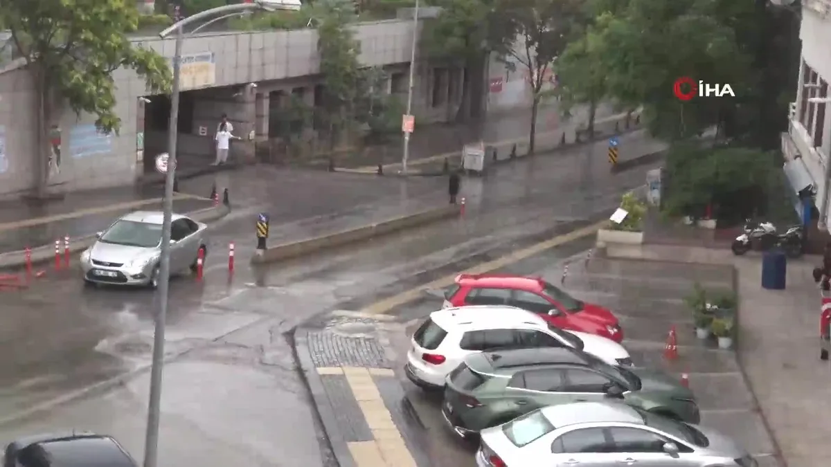Ankara'da gök gürültülü sağanak yağış