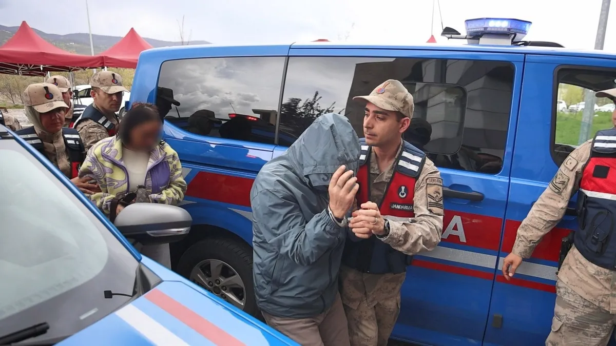 gulistan-doku-dosyasinda-kayit-skandali-oklar-gokhan-ertoku-isaret-etti-1777471080924.jpeg Gülistan Doku dosyasında kayıt skandalı: Oklar Gökhan Ertok’u işaret etti-5
