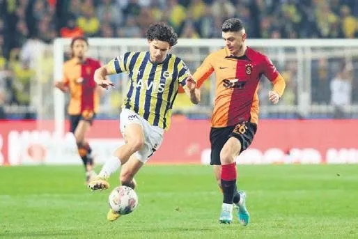 besiktasta-sezon-sonunda-3-imza-birden-1685060634389.jpeg