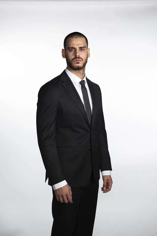 kurtlar-vadisini-aratmayacak-diziyle-donuyor-sen-anlat-karadeniz-deli-yurek-derken-simdi-de-yalniz-kurt-olay-olacak-1636828217086.jpg Sen Anlat Karadeniz, Deli Yürek derken şimdi de Yalnız Kurt olay olacak! Kurtlar Vadisi'ni aratmayacak diziyle dönüyor!-2