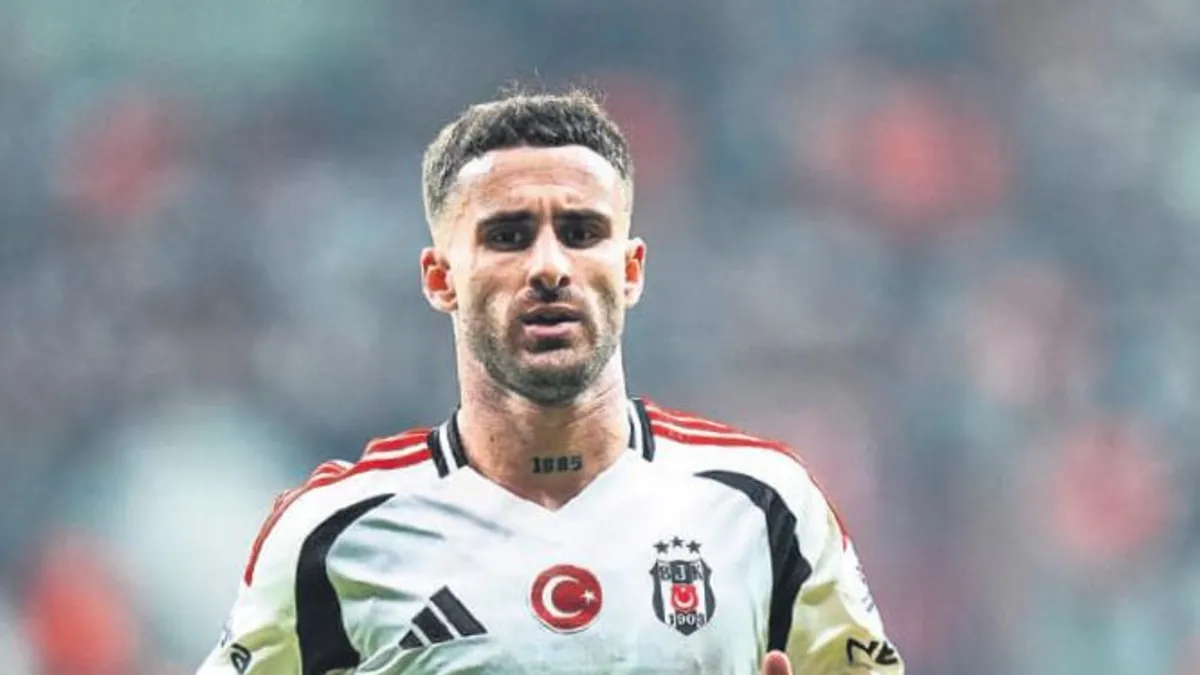 Rafa Silva kanat oynayacak