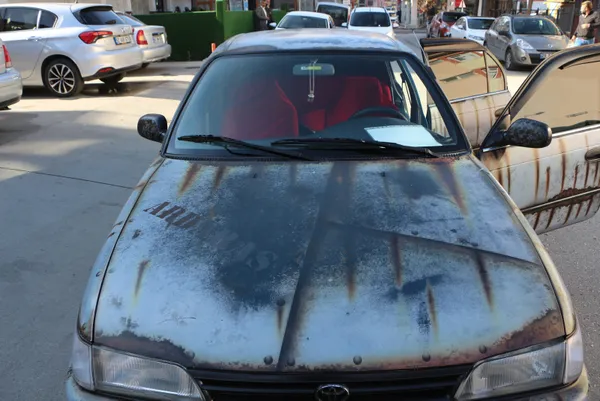 tokatta-boyasiz-ve-paslanmis-gibi-gorunen-modifiyeli-arac-ilgi-odagi-oluyor-1607607648352.jpg Tokat'ta boyasız ve paslanmış gibi görünen modifiyeli araç ilgi odağı oluyor-3