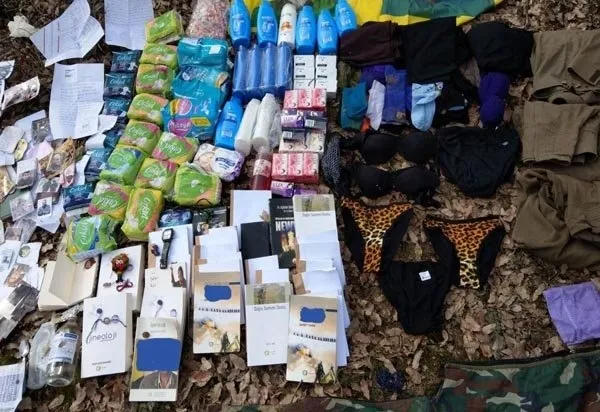 Diyarbakır'da terör örgütünün 13 sığınağı bulundu-6