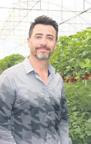 Topraksız üretimle rekolteyi 4’e katladı