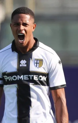 Fenerbahçe, Oosterwolde ile el sıkıştı