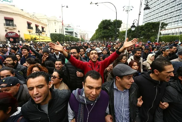 Tunus'ta protesto gösterileri-1