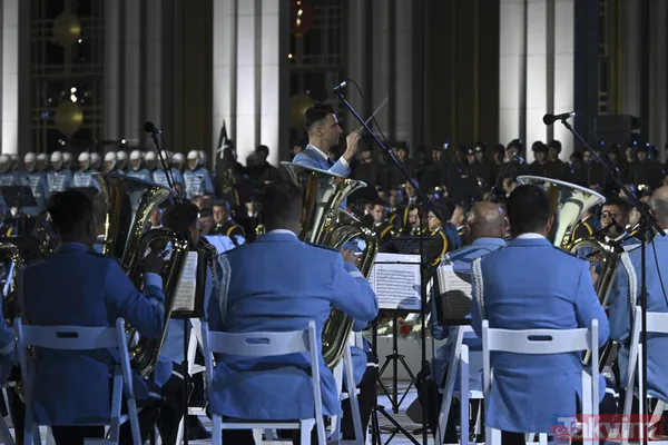 Cumhurbaşkanlığı Külliyesi'nde tarihi anlar! 30 Ağustos Zafer Bayramı coşkuyla kutlandı - 14