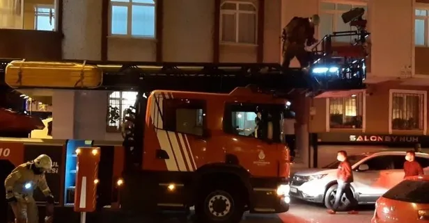 Zeytinburnu'nda gece yarısı feci son! Çıkan yangında hastaneye kaldırılan yaşlı adam hayatını kaybetti
