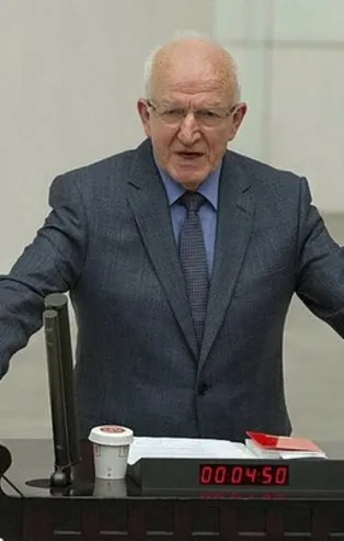 CHP'nin pusulası şaştı! Ayasofya ve Sultanahmet konusunda skandal sözler