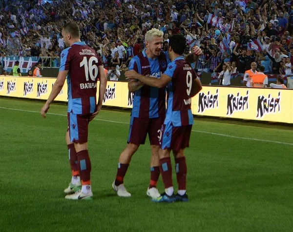 Trabzonspor'dan 3 gollü kutlama I Trabzonspor: 3 - Samsunspor:0 (MAÇ SONUCU)-1