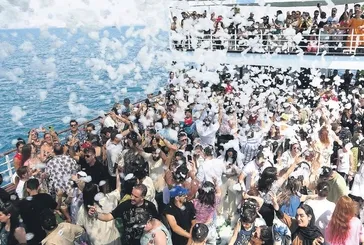 İranlılar köpürdü