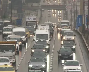 İstanbul’da yağmur trafiği! Yoğunluk yüzde 56’lara ulaştı