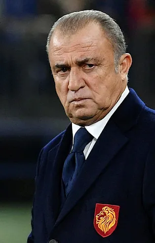 Fatih Terim sinüzit ameliyatı oldu