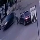 Mezitli’de motosiklet kazası kamerada!