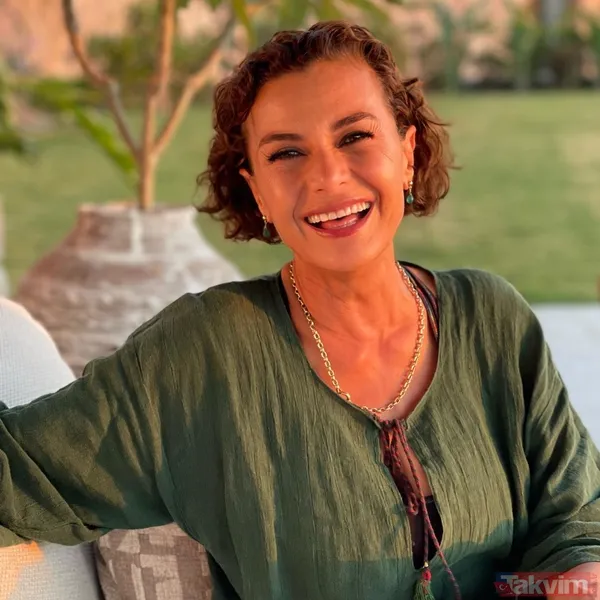 Bahar dizisinde Mehmet Yılmaz Ak'ın annesi Nevra rolündeki Hatice Aslan'ın sır gibi sakladığı oğlu ortaya çıktı! Görenler şoke oldu - 4