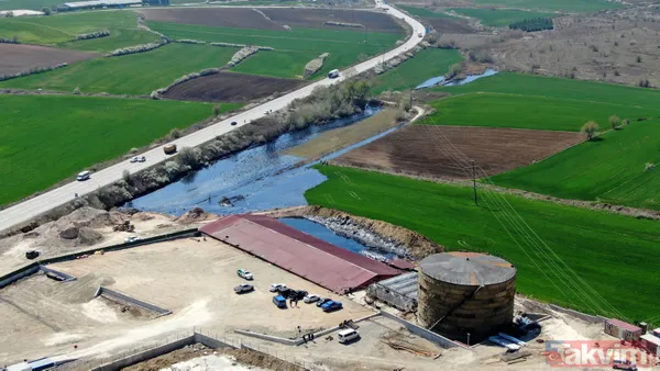 Edirne'de çevre katliamı! Tonlarca fuel oil 30 dekar alana ve dere yatağına yayıldı - 21